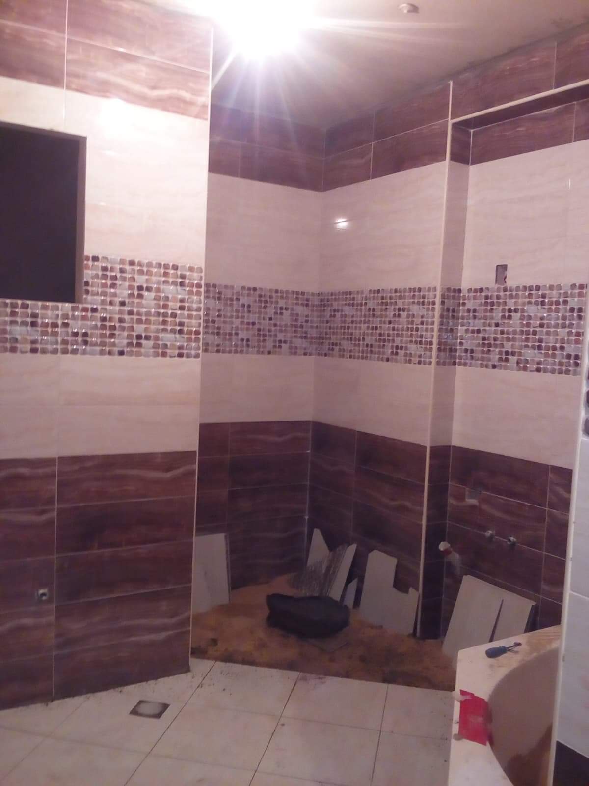 تركيب سيراميك وبورسلين