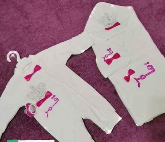 تفصيل وتطريز ملابس اطفال