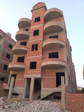 معاذ ممدوح عامل بناء